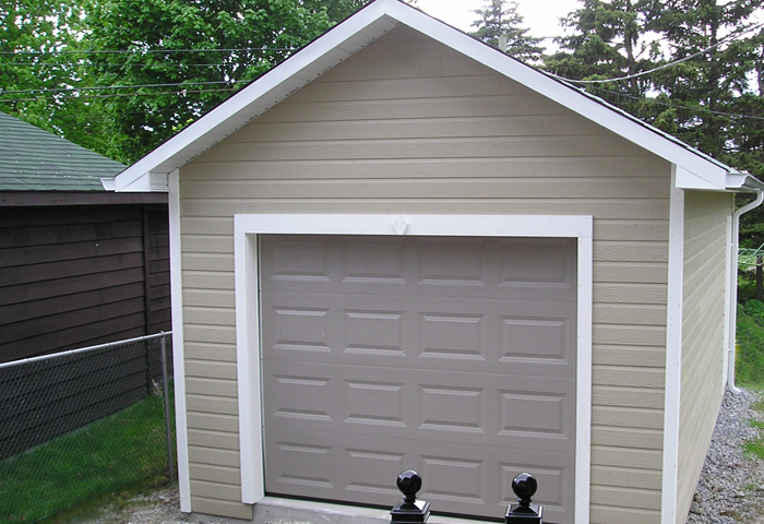 Single-car garage with an overhead door